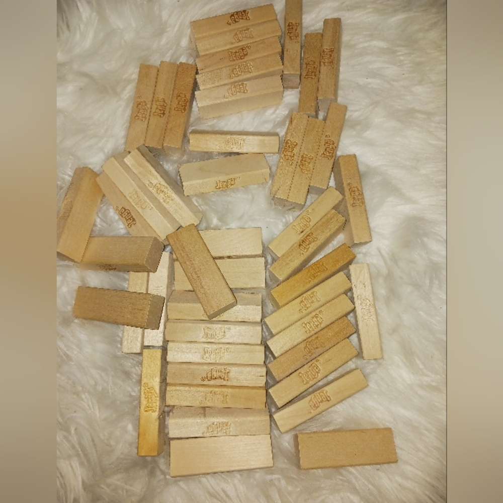 Jenga board game - Picture 5 of 5